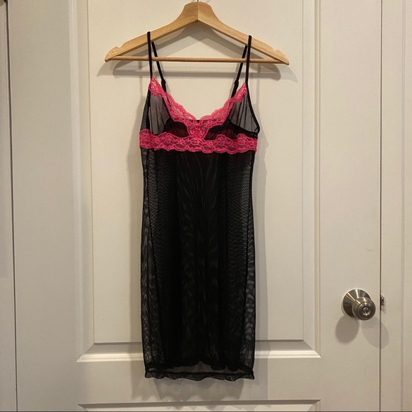 Fredricks of Hollywood Mesh Chemise 💕 - Picture 2 of 3